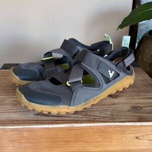 Vivobarefoot Tracker Sandal Charcoal Gum Sole Comfort Outdoor Hiking Size 41 W